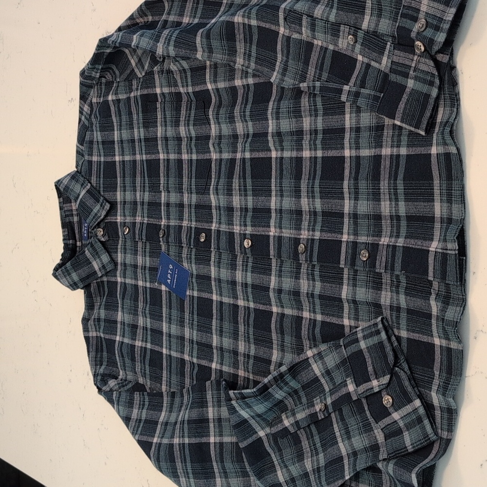 Apt. 9 Men's Dark Plaid Button Down Shirt